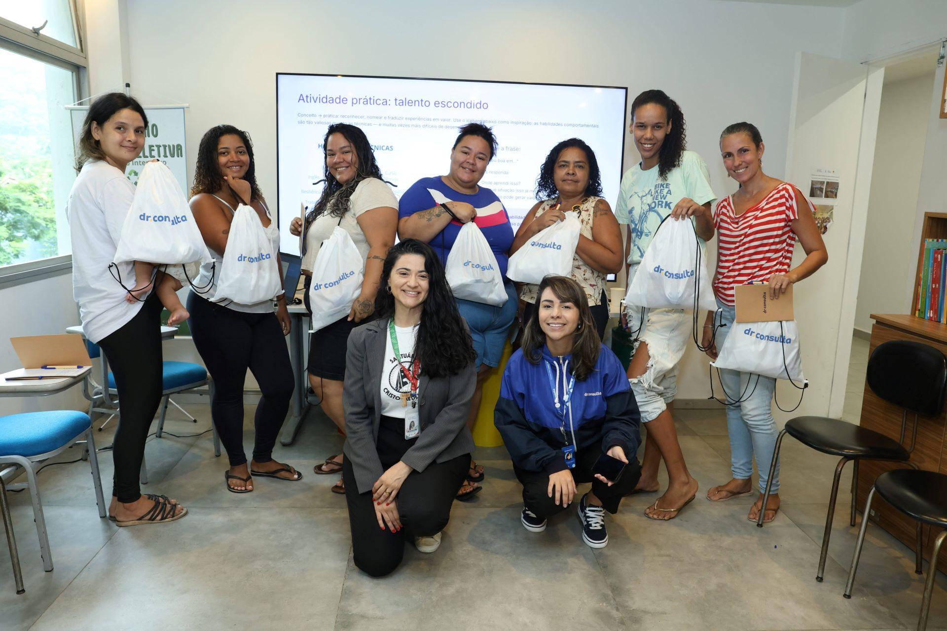dr.consulta apoia iniciativa que prepara mulheres para o mercado de trabalho