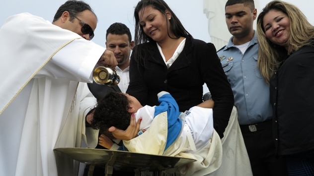 UPP Cerro Corá promove Batizado Comunitário no Santuário Cristo Redentor