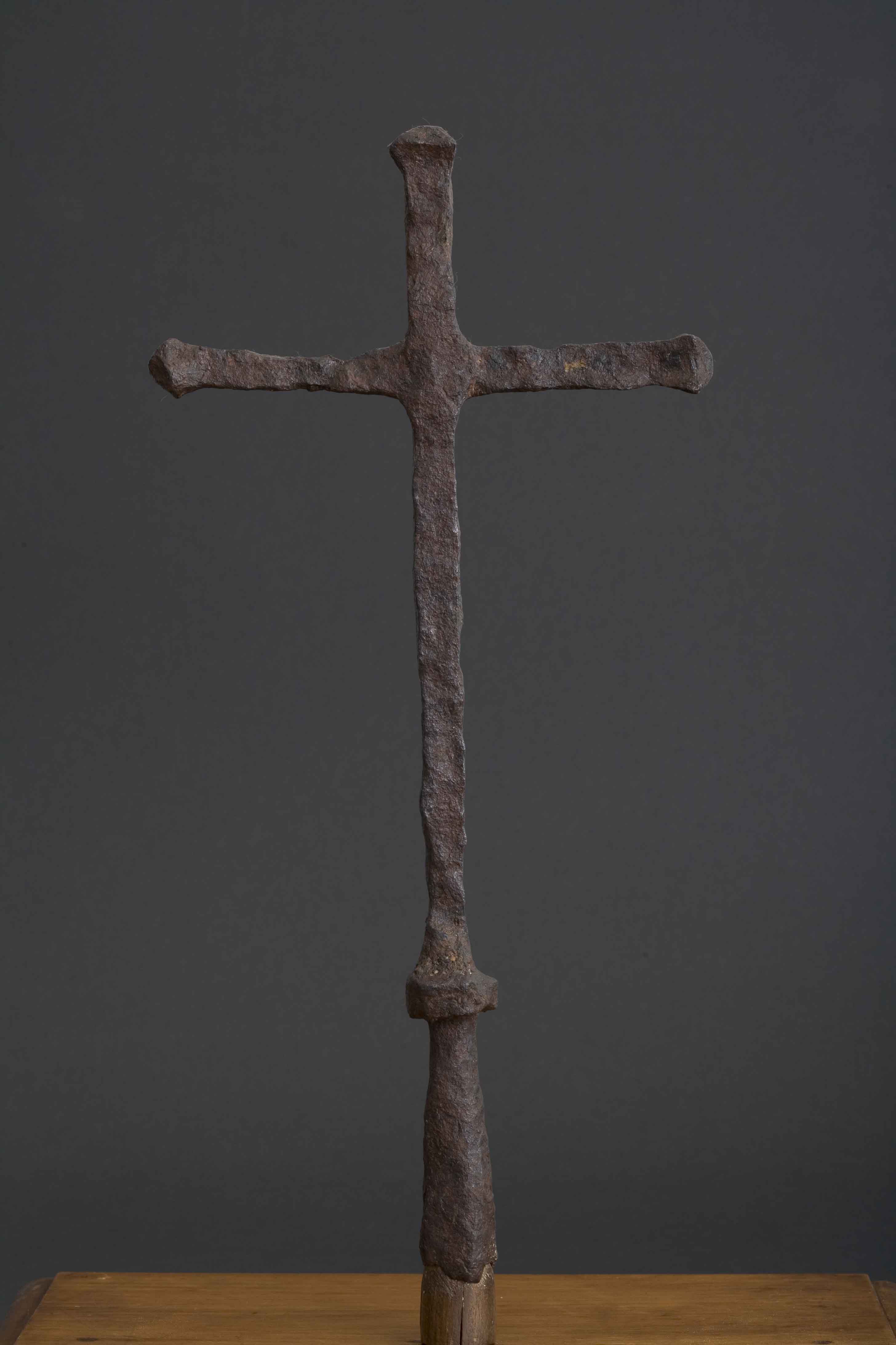 Cruz Original Da Primeira Missa No Brasil (créditos Tesouro Museu Da Sé De Braga)
