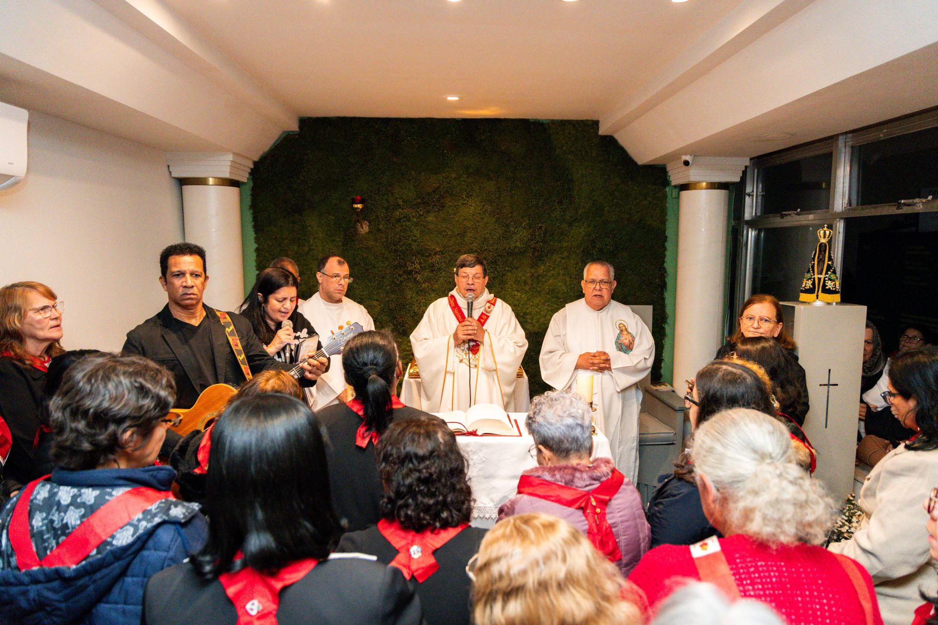 Missa em homenagem ao Sagrado  Coração de Jesus 